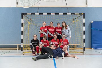 Bild 69 - B-Juniorinnen 2 Loewinnen Cup